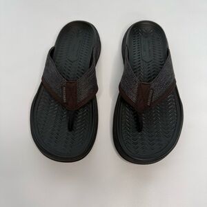 Skechers Arch Fit‎ Men's Black and Dark Brown Flip-Flops size 9